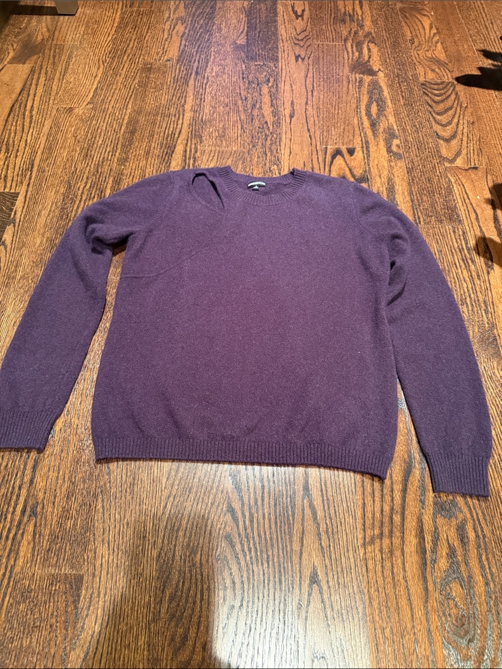 Women’s Crewneck cashmere Sweater